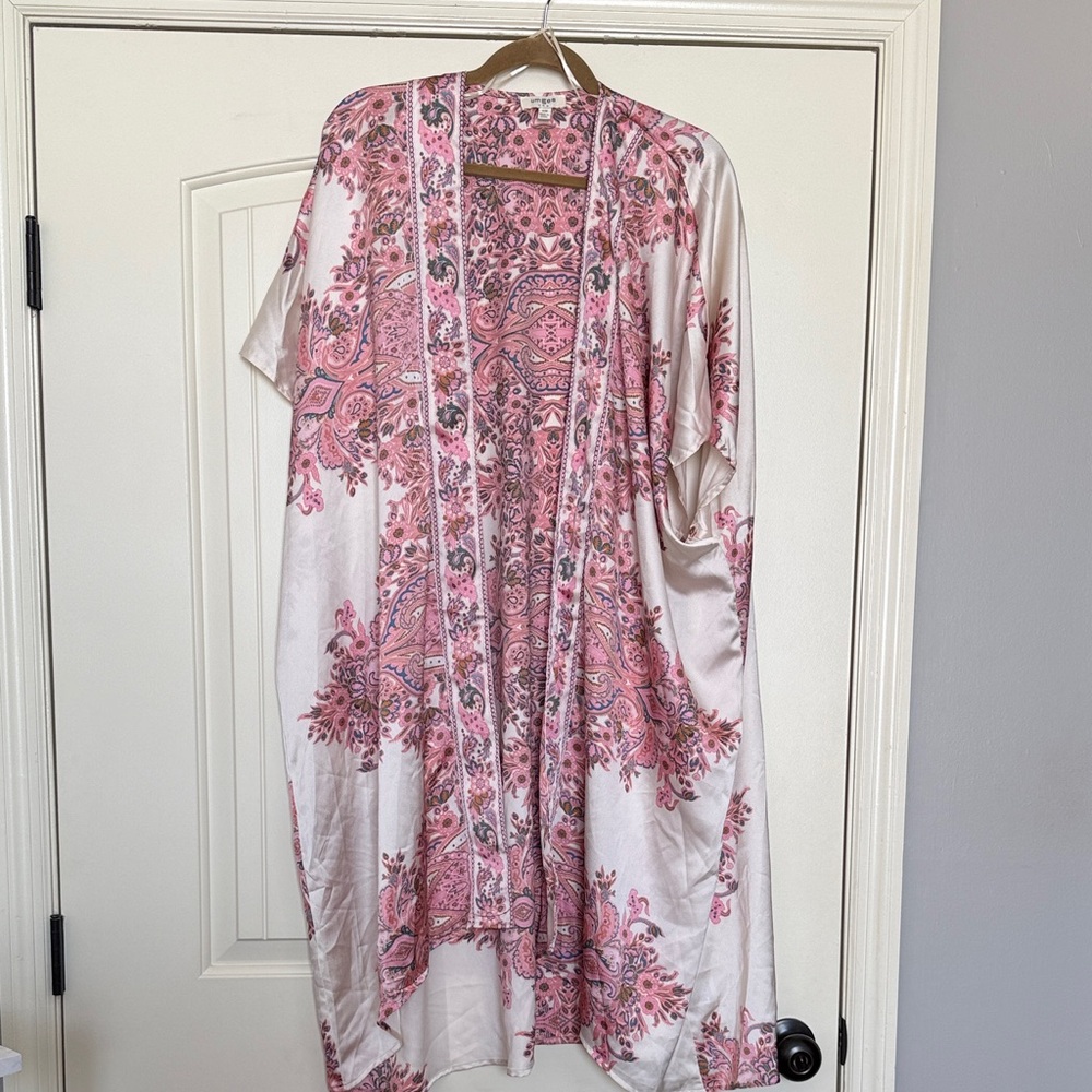 Umgee Pink Paisley Floral Kimono Top - Size S/M